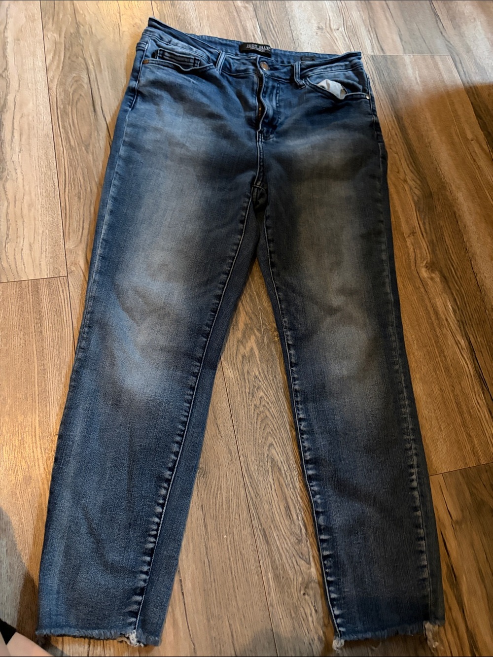 Judy Blue Women's Slim Straight Jeans in Washed Blue 13/31 relaxed fit